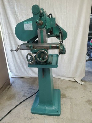 Clausing Industrial Mills Clausing Standard Vertical Knee Mills Clausing Heavy Duty Electronic Variable Speed Evs Vertical Knee Mills