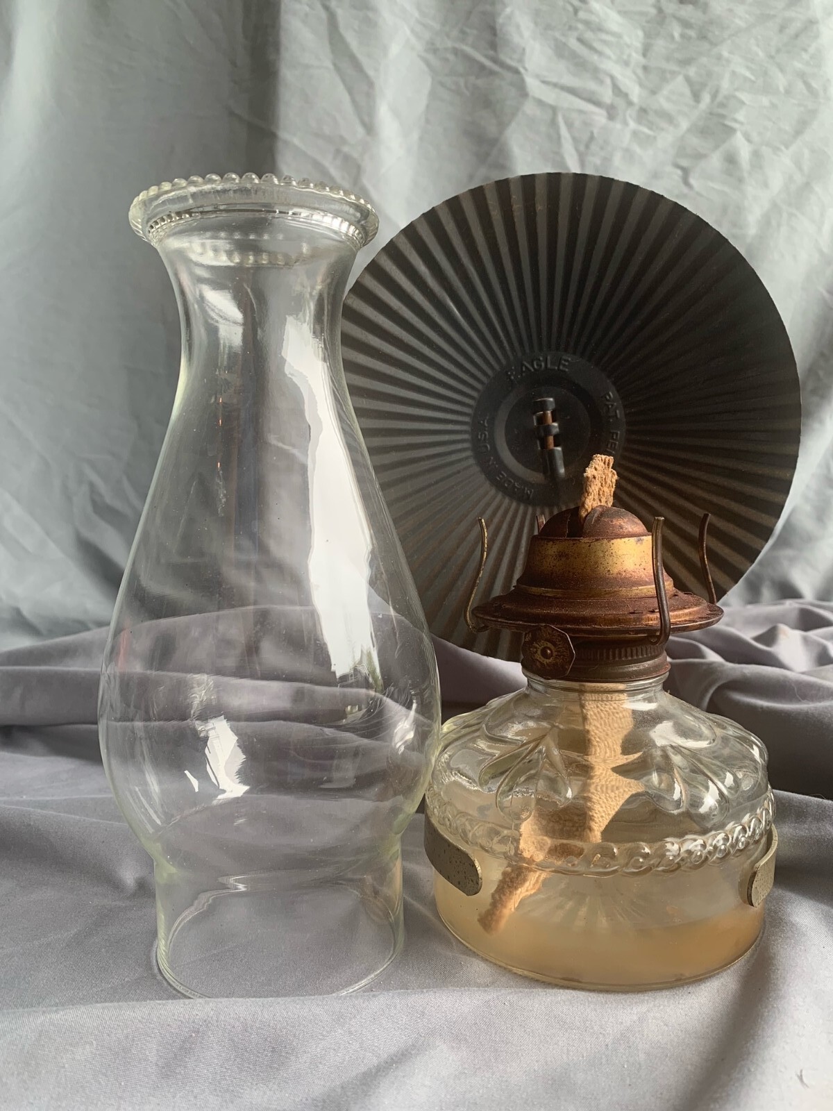 Vintage eagle oil lamp with reflector and chimney (stamped patent pending)のeBay公認海外通販｜セカイモン