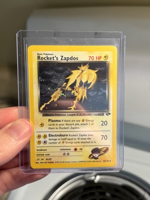 akihabara pokemon card shop 104/098 Hisuian Arcanine V main image 1