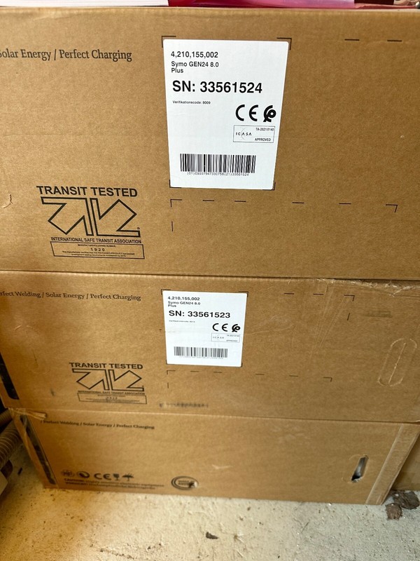 Fronius Symo Gen24 8.0 PLUS Hybrid Inverter
