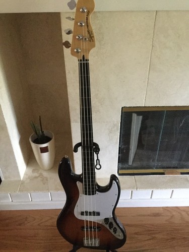 Fender Jazz Bass Modified Precision Bass Fretless Neck