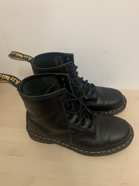 chadstone doc martens