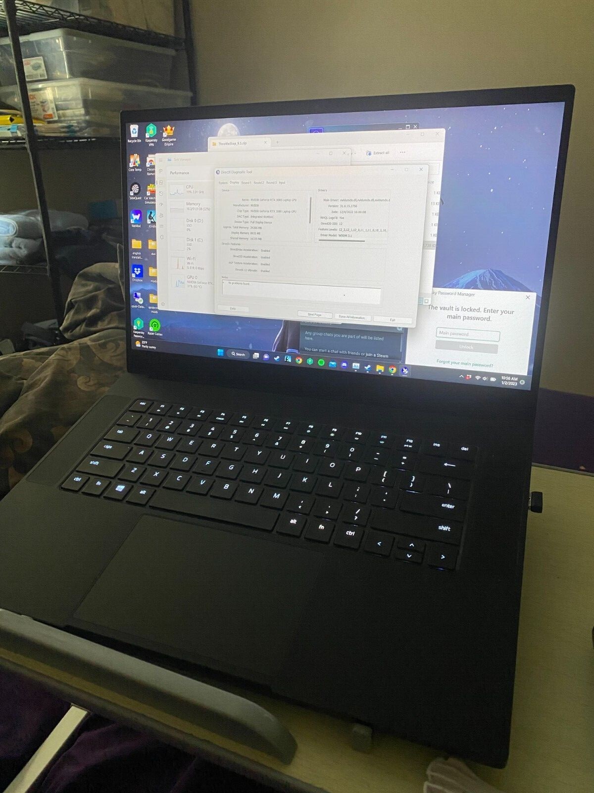 Razer - Blade 15 Advanced - 15.6 Razer - Blade 15 Advanced - 15.6