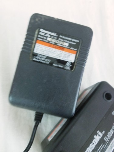 Kawasaki 19.2V/ 18V/ 14.4V Battery Charger Cradle 690072E Power Adapter