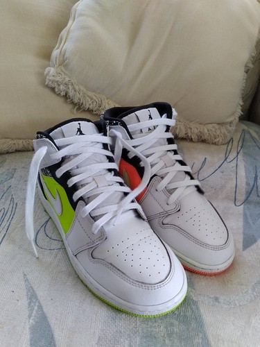 Nike Air Jordan 1 Mid GS 'Notebook' 554725-870 Youth Size