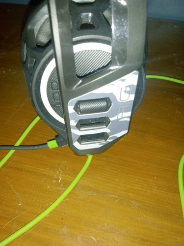 Plantronics RIG 100 Black Headband Headsets Xbox Mic