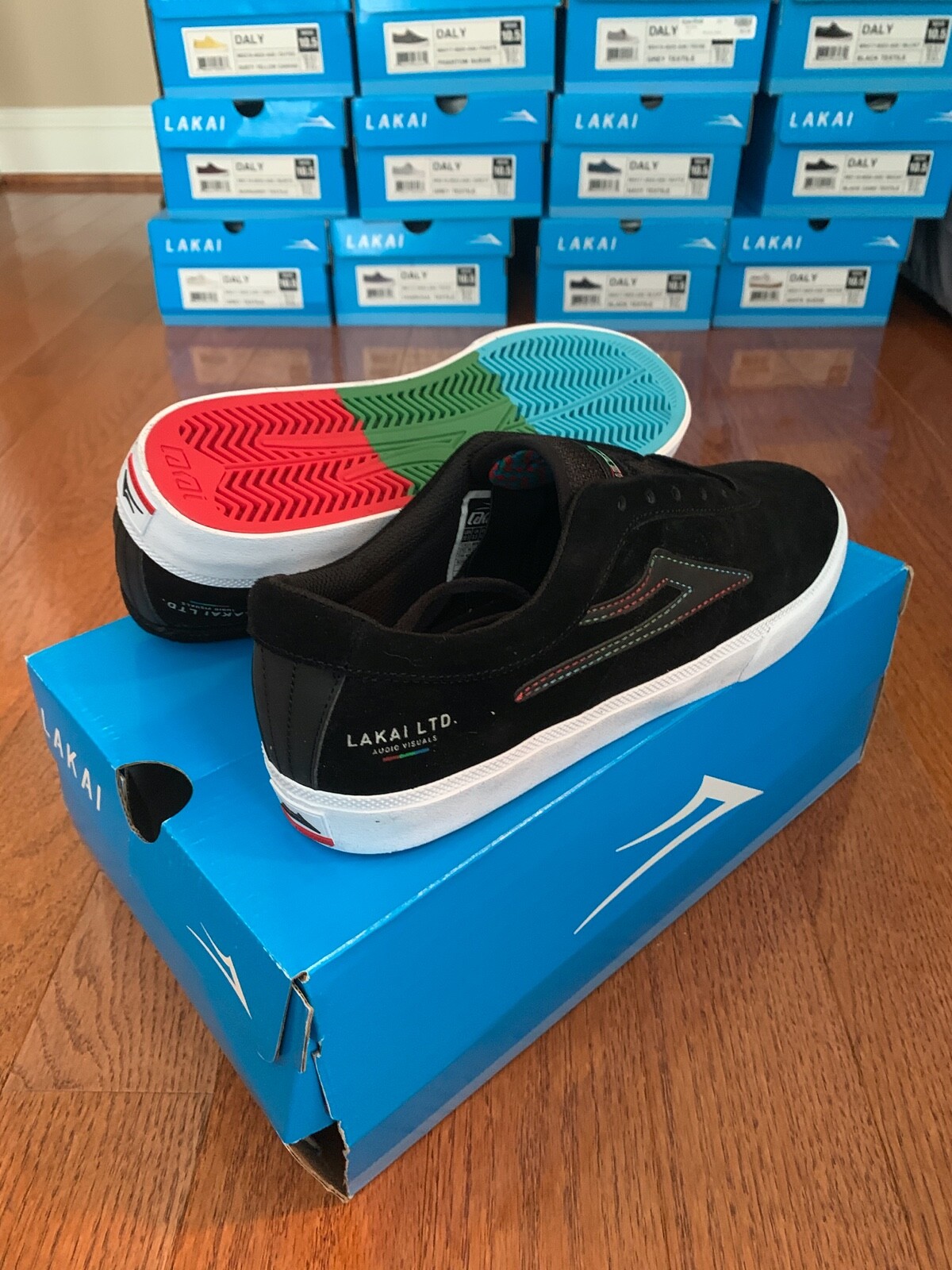 lakai 10.5