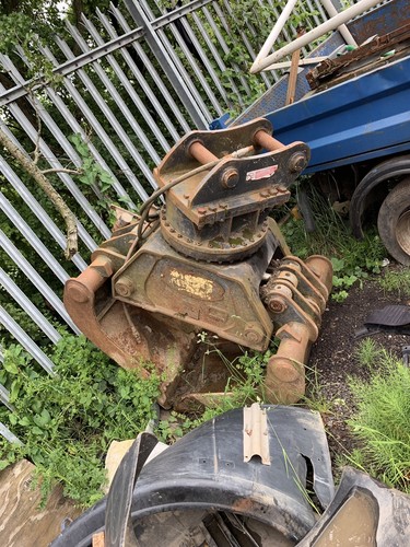 Northern Track Grab Pinch Buckets Claw Scrap Waste Handler Hiab