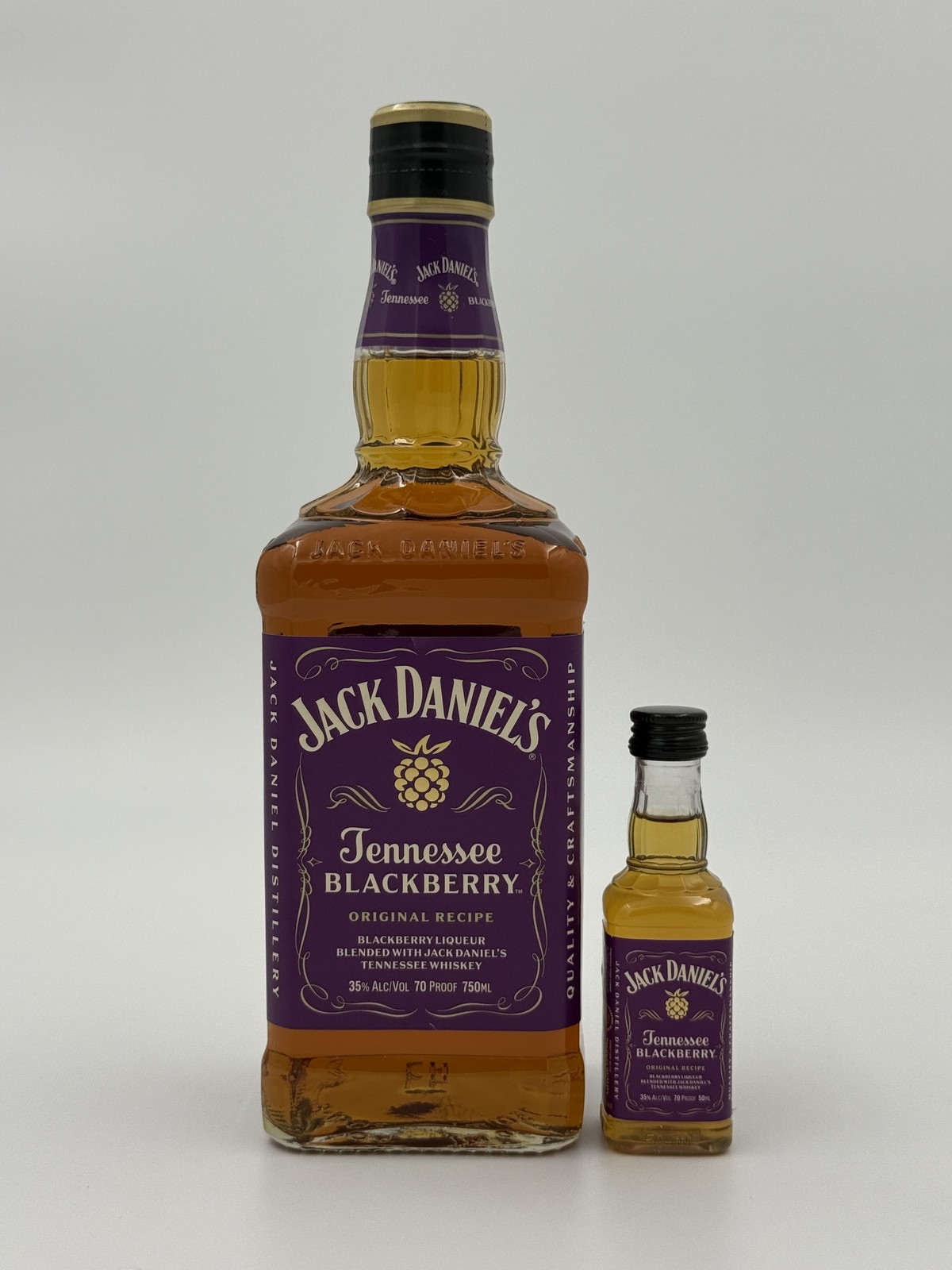 Jack Daniels Tennessee Blackberry Liqueur, Blended Whiskey 750ml
