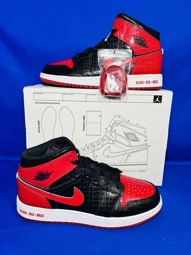 NIKE J AIR JORDAN 1 Mid “Bred Text 23cm s-l1200.jpg