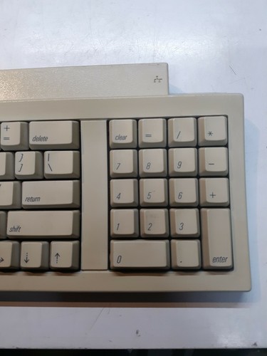 Apple Keyboard II for Macintosh ADB Apple Desktop Bus Mac Vintage M0487 No Wire