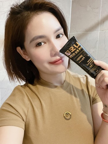 AYODELE NADOMI WHITENING & TONE UP SUN CREAM SPF50+/PA++++ 70ml. Made In Korea