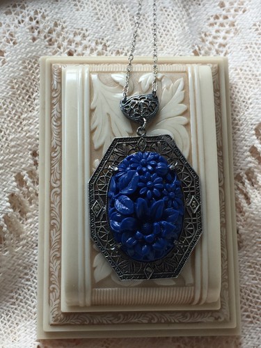 Vintage Chinese Sterling Silver Carved Lapis Glass Floral Necklace 18”