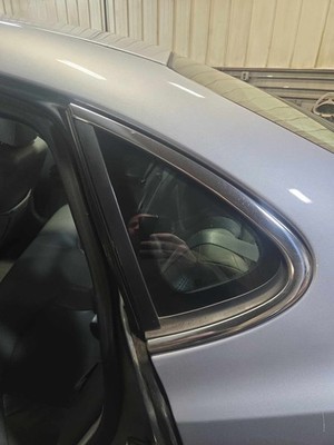 Used Left Quarter Glass fits: BUICK LACROSSE Left 05 06 07 08 09