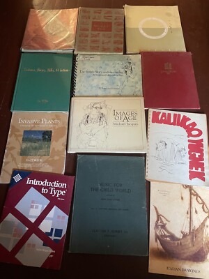 books select a book from collection (2)