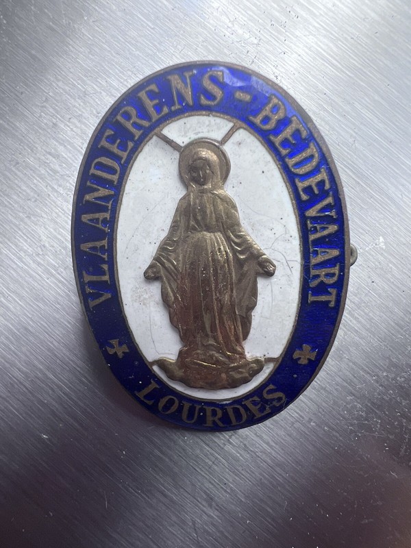 Medaille Religieuse Vlaanderens Bedevaart Lourdes / Tbe