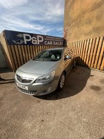 VAUXHALL ASTRA 2.0 CDTi 16V ecoFLEX Elite 2011 - Full Service History