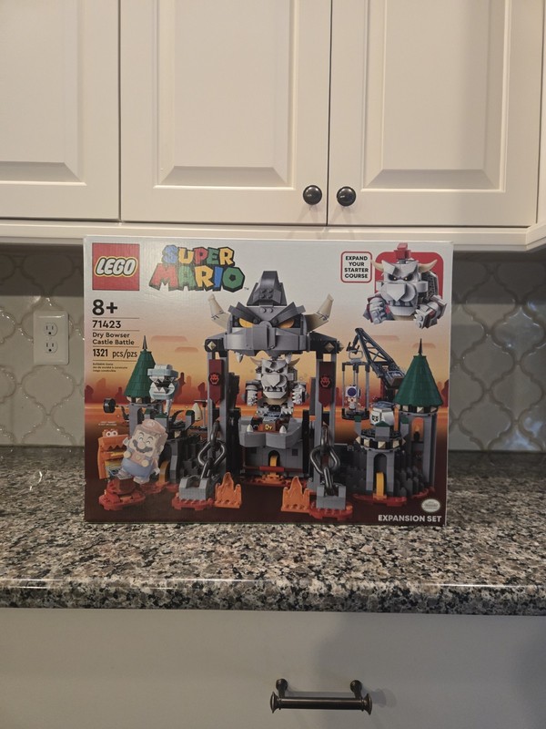 NEW LEGO 71423 Super Mario Dry Bowser Castle Battle Expansion