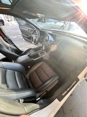 image 4 of interior
