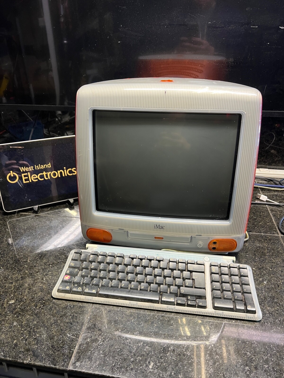 Vintage Apple iMac G3 TANGERINE-TRAY LOADING -KEYBOARD