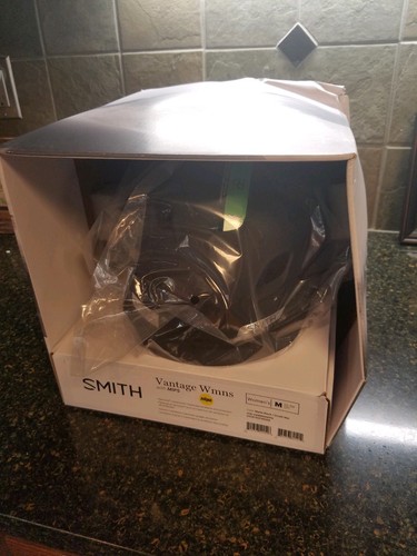 Smith Vantage Women's MIPS Helmet Matte Black M Medium Box Damage Ski Snowboard