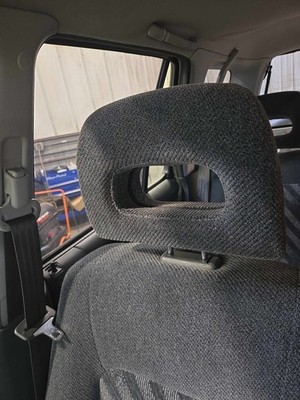 Used Right Front Headrest fits: HONDA CRV Right 99 00 01