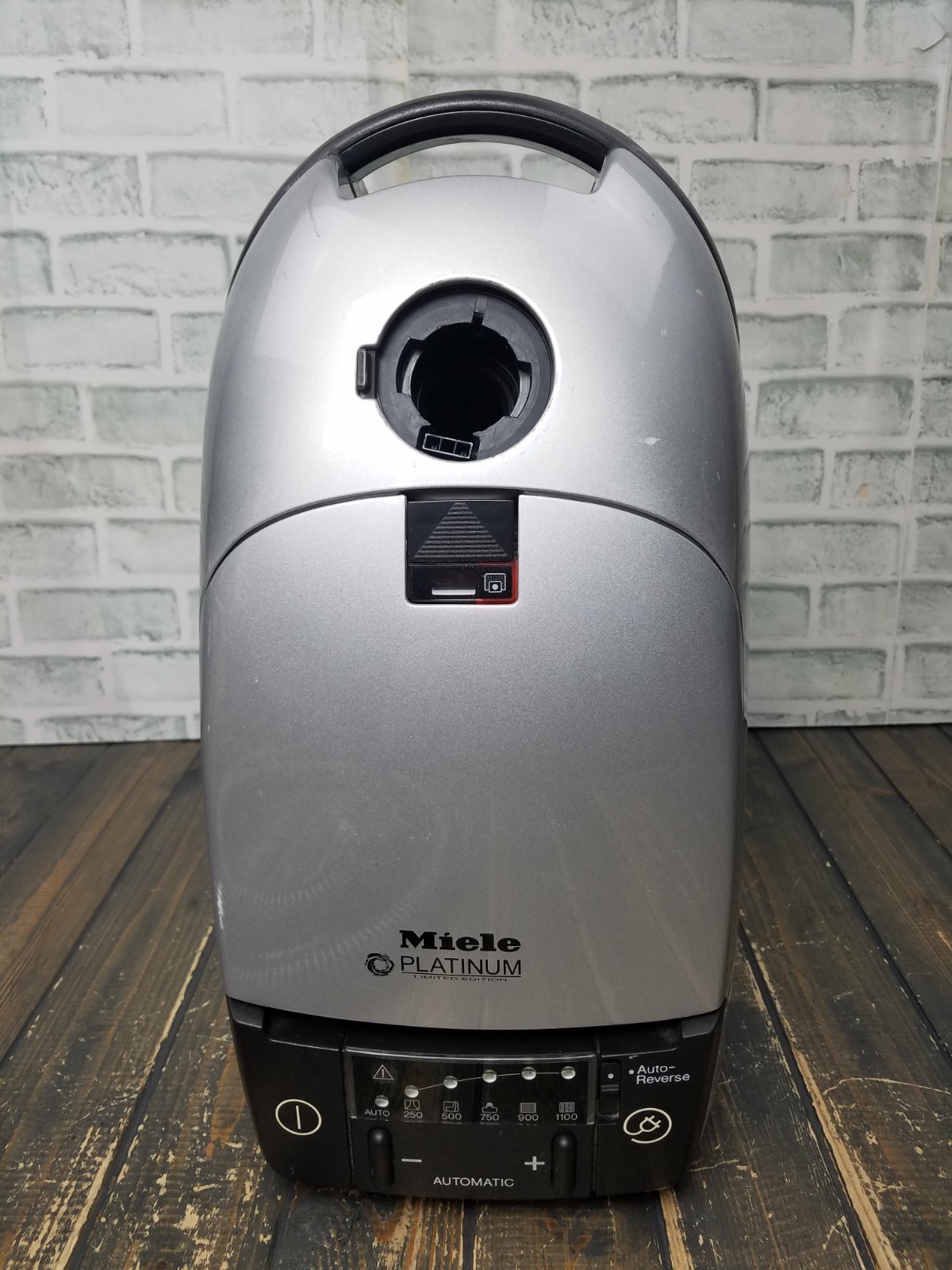 Miele ミーレ SILVESRSTTAR S344i 掃除機 シルバースター ドイツ製(5645)