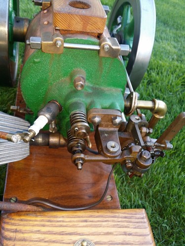 VERY RARE 1/4 Scale Vintage Domestic Sideshaft Stovepipe Hit And Miss Engine