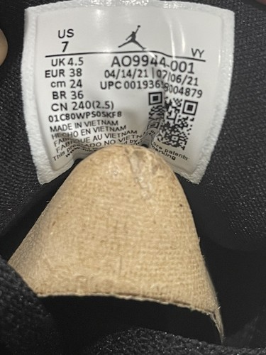 Pre-owned Jordan Nike Air  1 Low Black White Ao9944-001 Women's Size 7