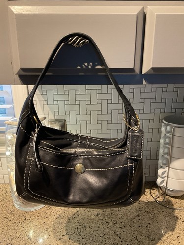 バッグ 2004 Coach Ergo Shoulder bag Black Coach 2004 Ergo Shoulder Bag Black Authentic Used Excellent+