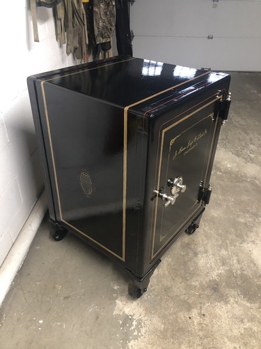 Fantastic Restored 1900’s J. Baum Safe co. like mosler and hall