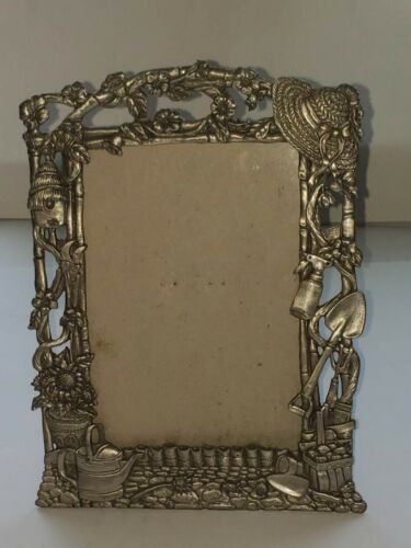 Decorative Silver Metal Picture Frame Garden Theme Holds 3