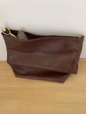 Faux Leather Women's Purse,  New,  Excellent Condition