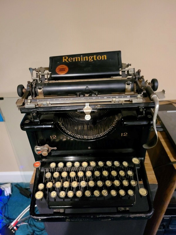 1930 Remington 12 on the Typewriter Database