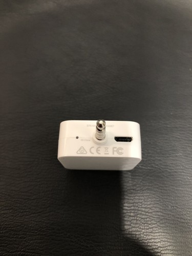 SQUARE ~ Credit Card Reader for Magnetic Strip & Chip Credit Cards ~ used