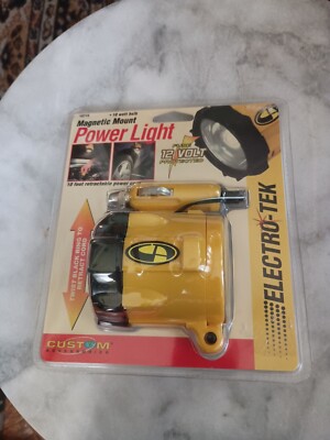 Electro-Tek Magnetic Mount Power Light, 12 Volt, Retractable Cord - New Sealed