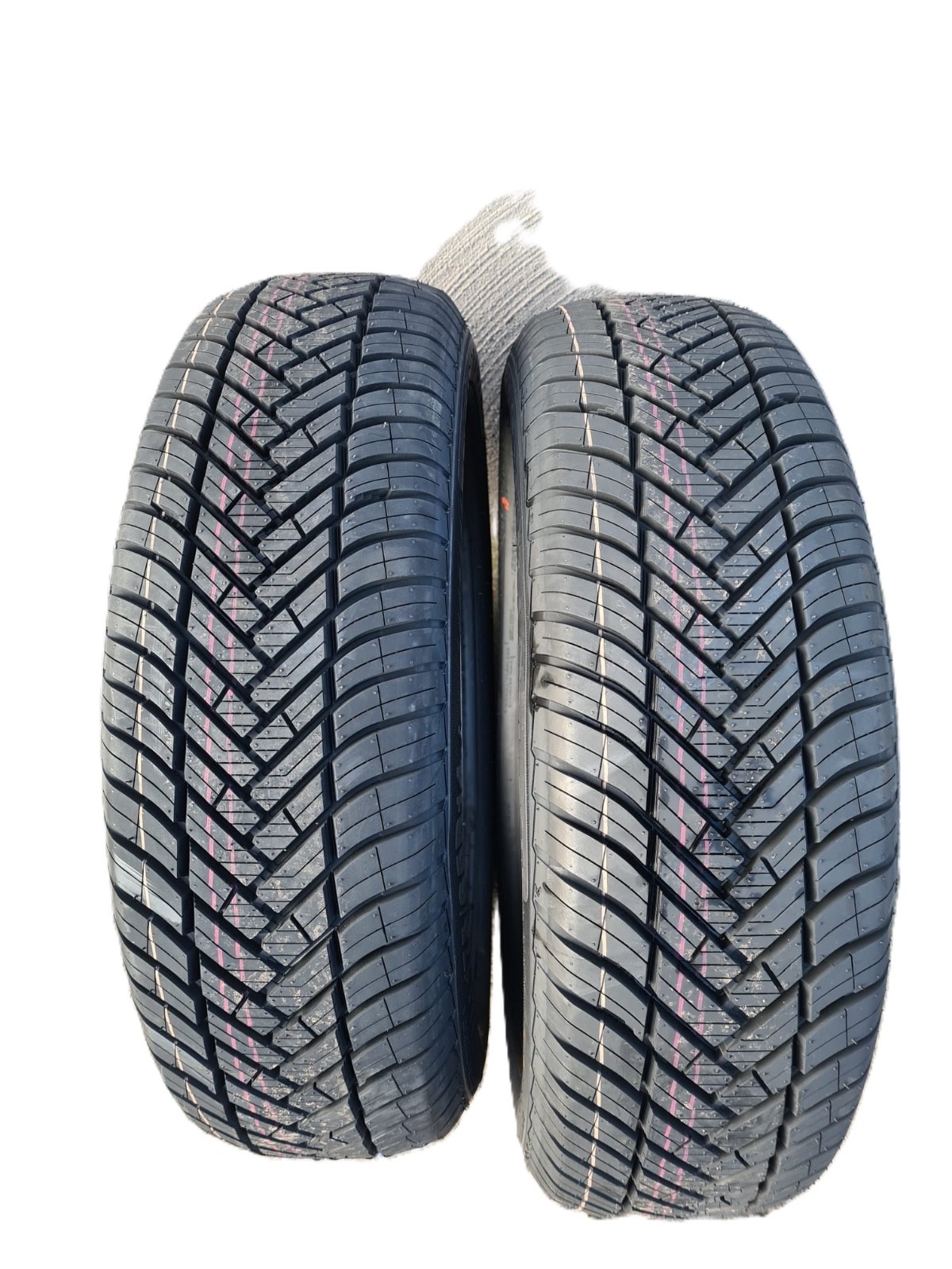 4x Neu 155/65 R14 75T Winterreifen Sonix Winter XPro 888