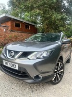 2017.17. NISSAN QASHQAI 1.6 DCI TEKNA 5 DOOR ESTATE CAR .LOVELY CAR .