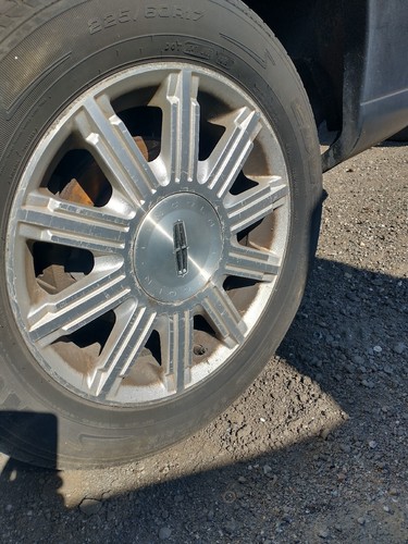 LINCOLN Center Cap 2006-2011 Lincoln Town Car Wheel Center