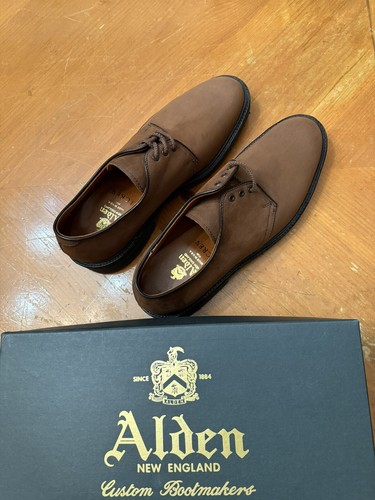 Made In USA - 11.5 D - US- Alden / J Crew - Brown Nubuck Bluchers