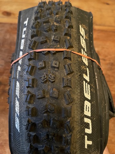 USED Continental Mountain King 2.2 - 26" Folding UST Tubeles