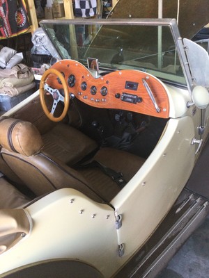 image 3 of interior
