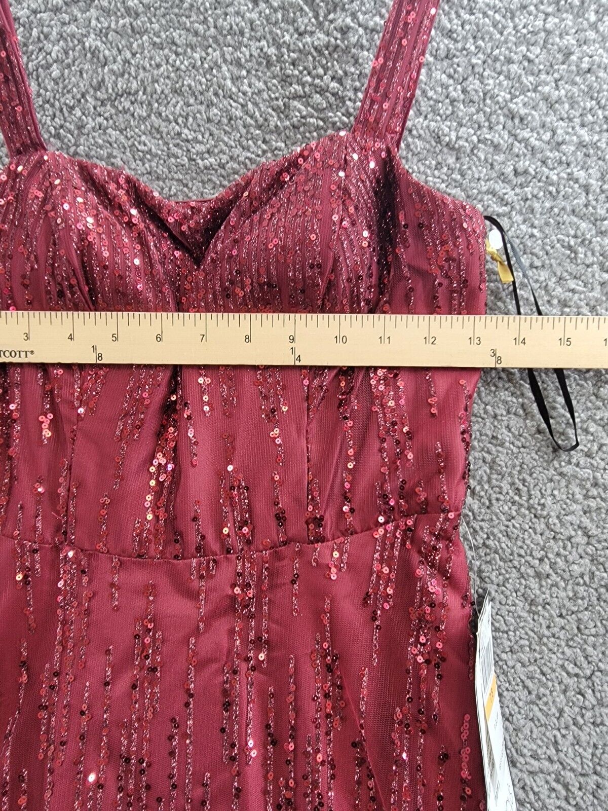 Say Yes to the Prom Glitter Mesh Gown Juniors' 7/8 Wine Square Neck Back Zip - Picture 5 of 16