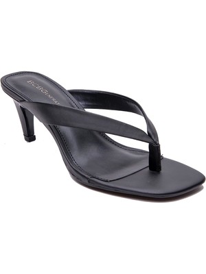

Женские черные босоножки без шнуровки на каблуке BCBGENERATION Tabina Kitten Heel, Черный, GN203804