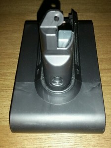 dyson battery light