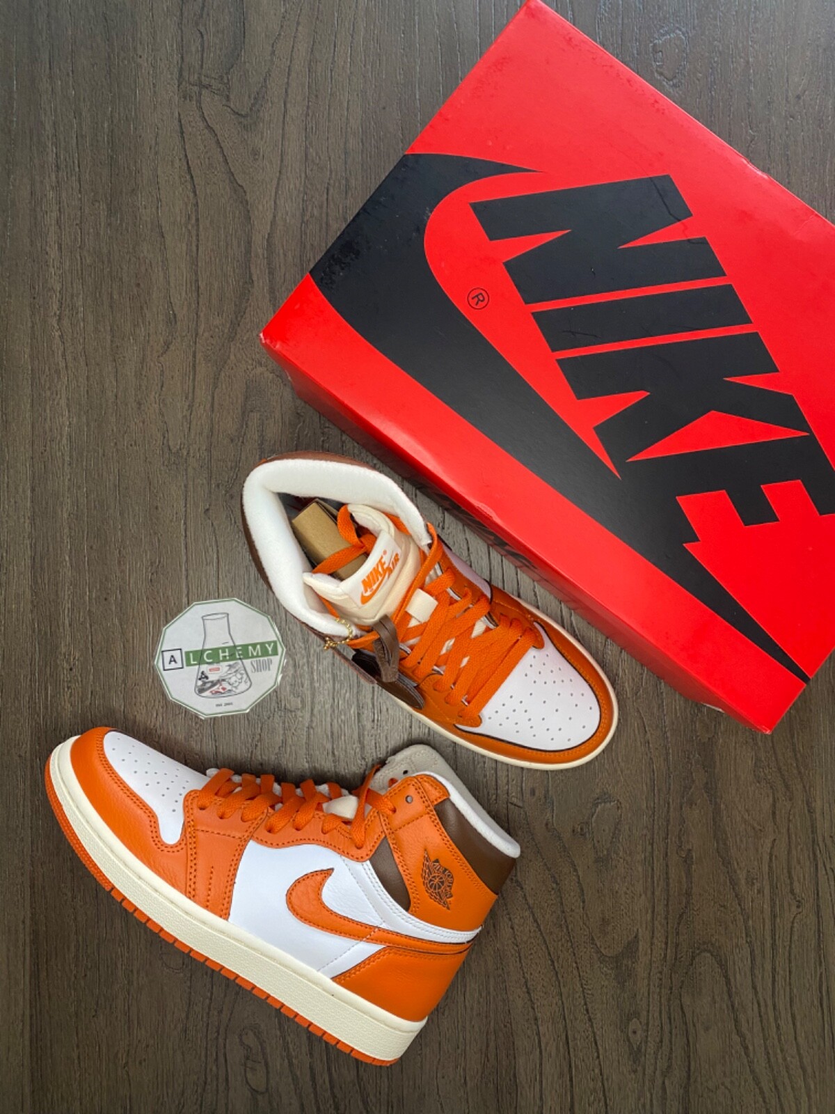 【Nike】Jordan 1(W) Retro High OG Starfish DO9369-101 Nike Air Jordan 1 High OG WMNS 