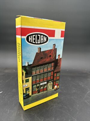 Heljan Kit B 461 : ''Apotheke'' DRUGSTORE - HO Scale Building VTG Denmark