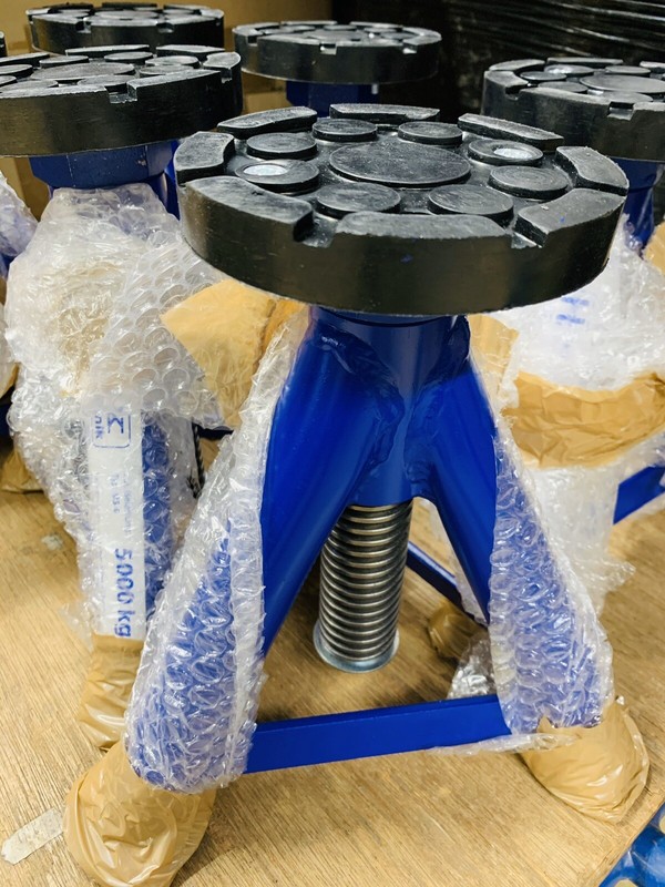 Unterstellbock BÃ¶Cke Mit Gummiteller Ub5  5 To 240-340mm Bock Unterstell StÃ¼Tze