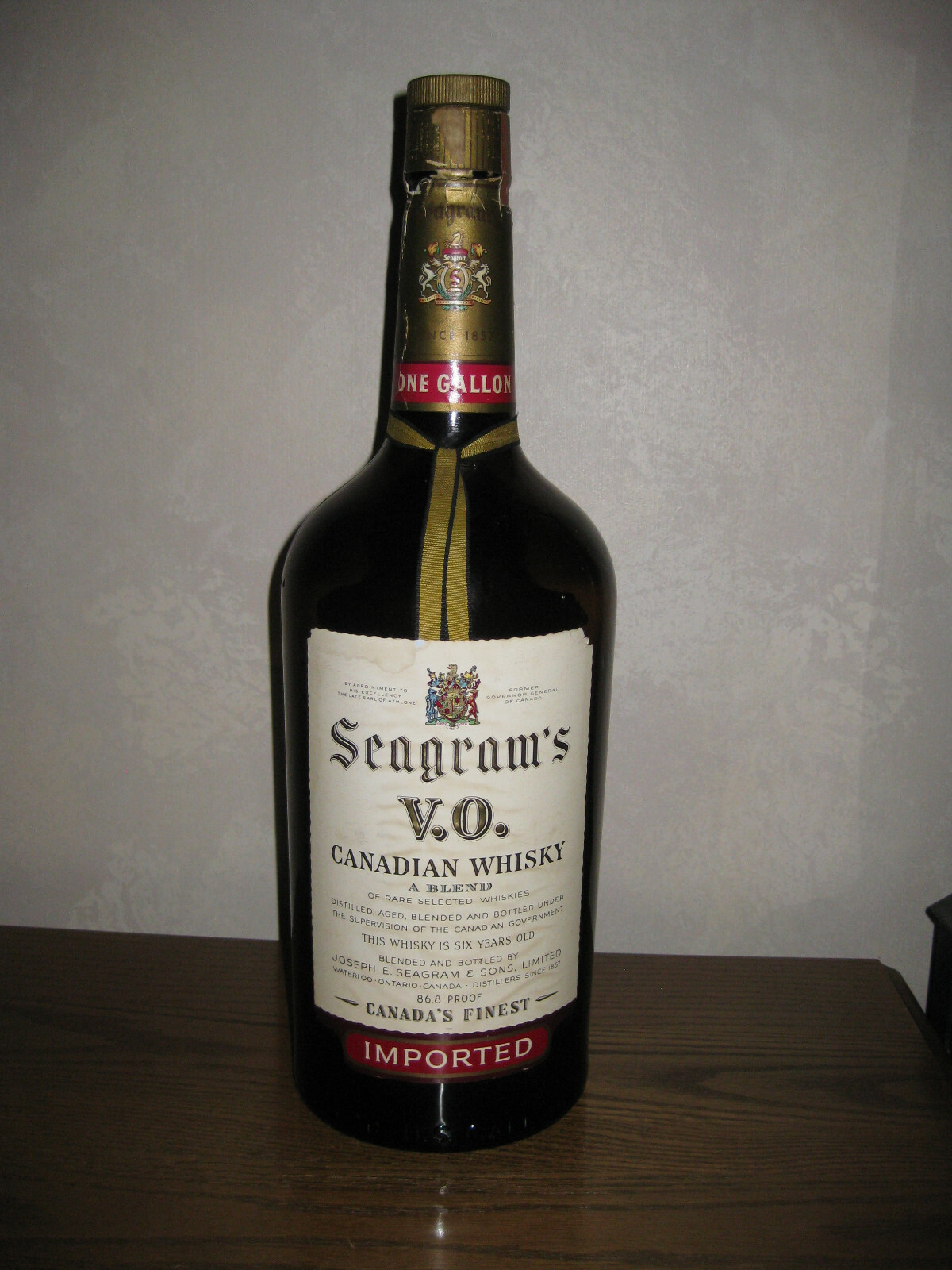 古酒Seagram's V.O. Canadian Whisky $_57.JPG?set_id=880000500F