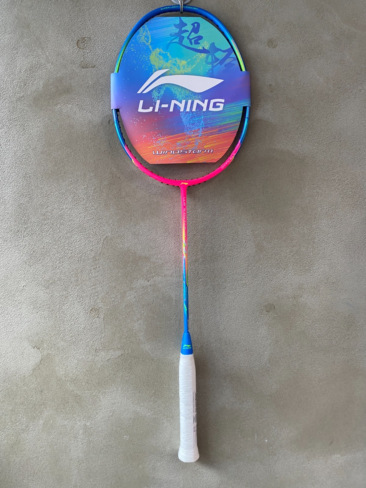 バドミントンラケットLI-NING WindStorm 72(6U) LI-NING WindStorm 72(WS72) 軽量(6U) バドミントンラケット